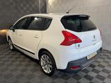 Peugeot 3008 Hybrid4*LEDER*HUD-SHZ-PANO-PDC H.-MWST 19% - Peugeot 3008 aus 2012