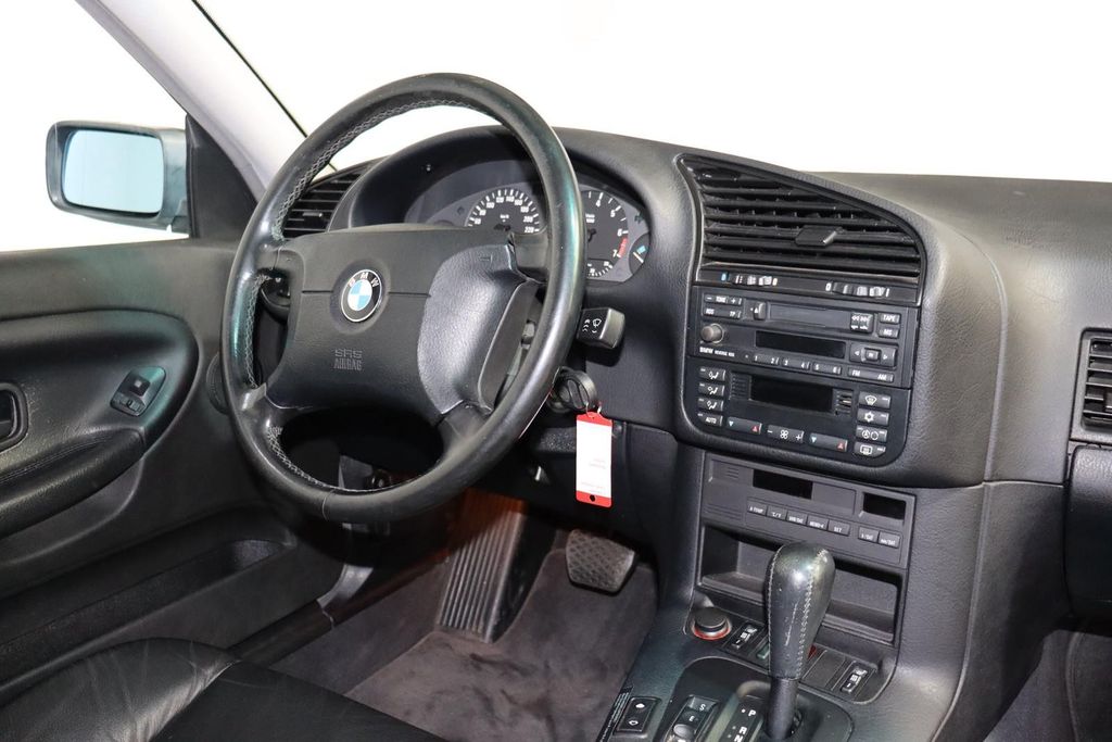 BMW 3 Series 1997