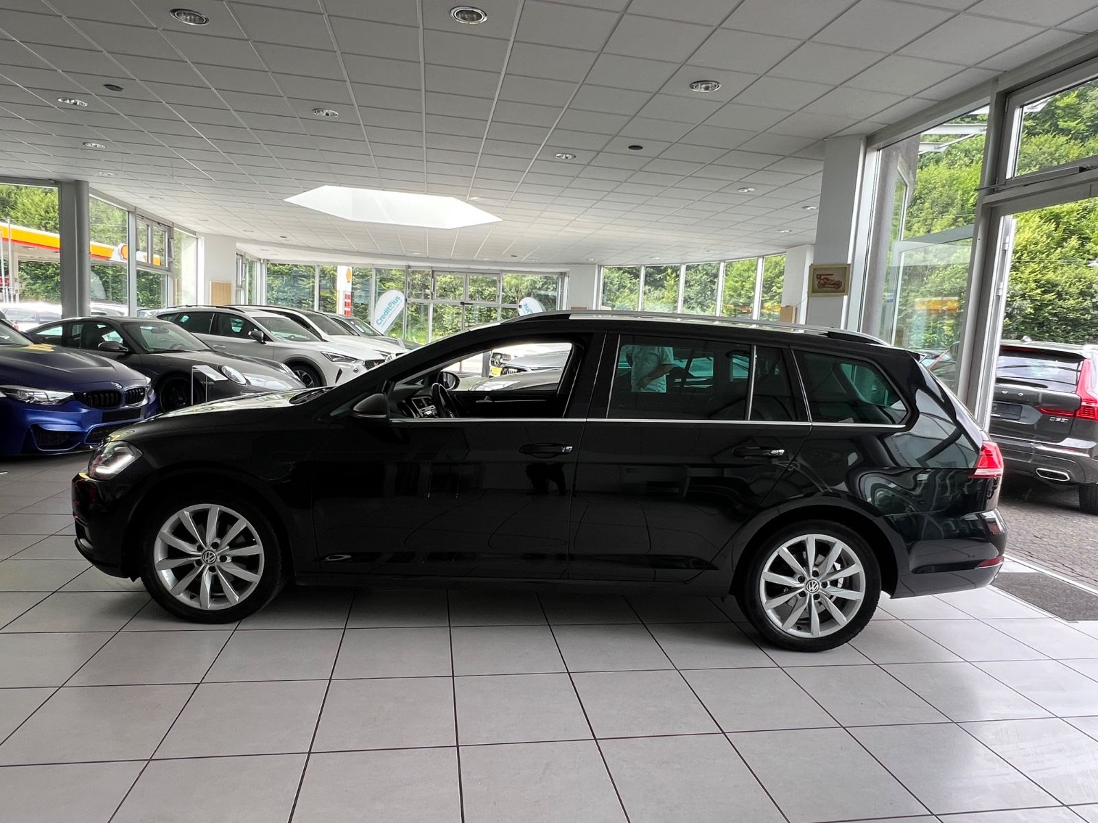 Fahrzeugabbildung Volkswagen Golf VII Variant Highline*Automatik