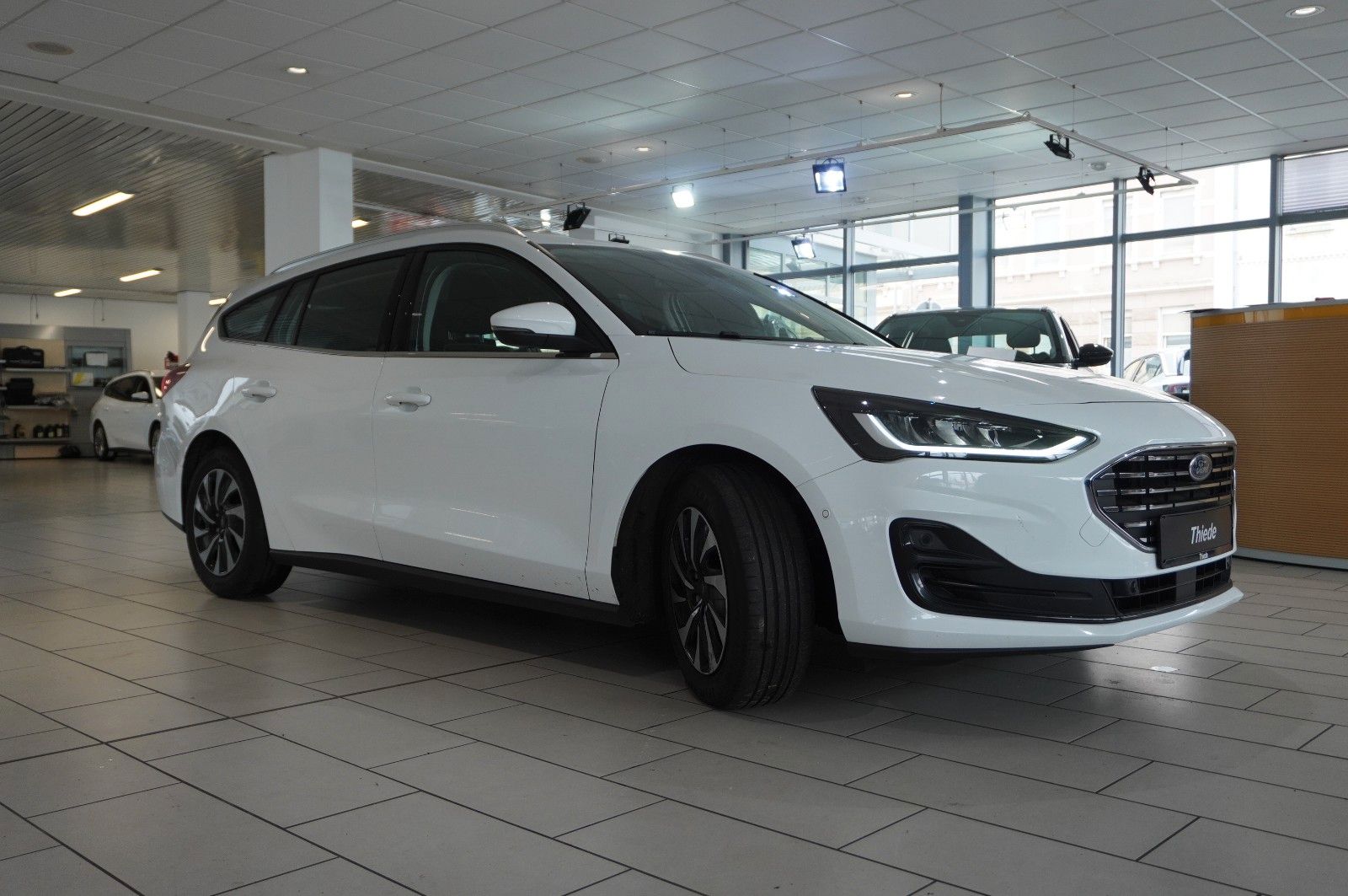 Fahrzeugabbildung Ford Focus Turnier 1.5D TITANIUM NAVI/LED/KAMERA/DAB+