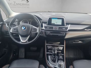 BMW 218 Gran Tourer - 11