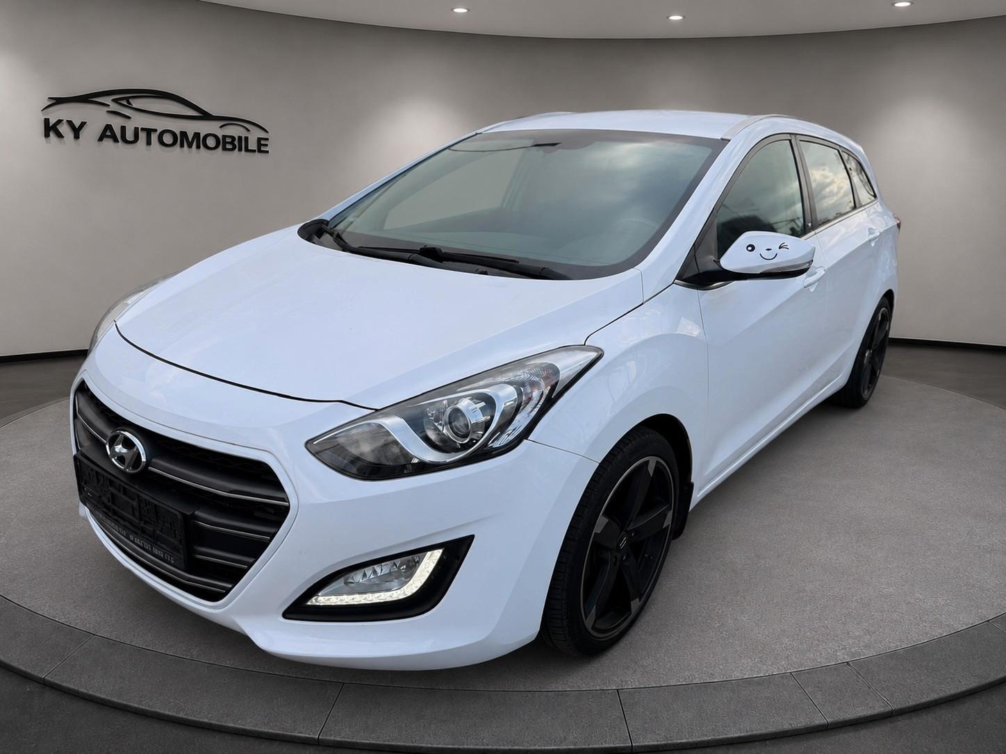 Hyundai CW Premium Automatik/1-Hand/SHZ/PDC
