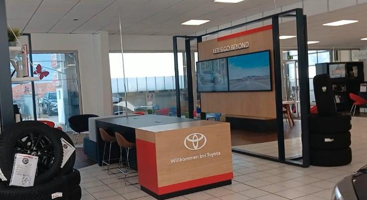 showroom-image-main