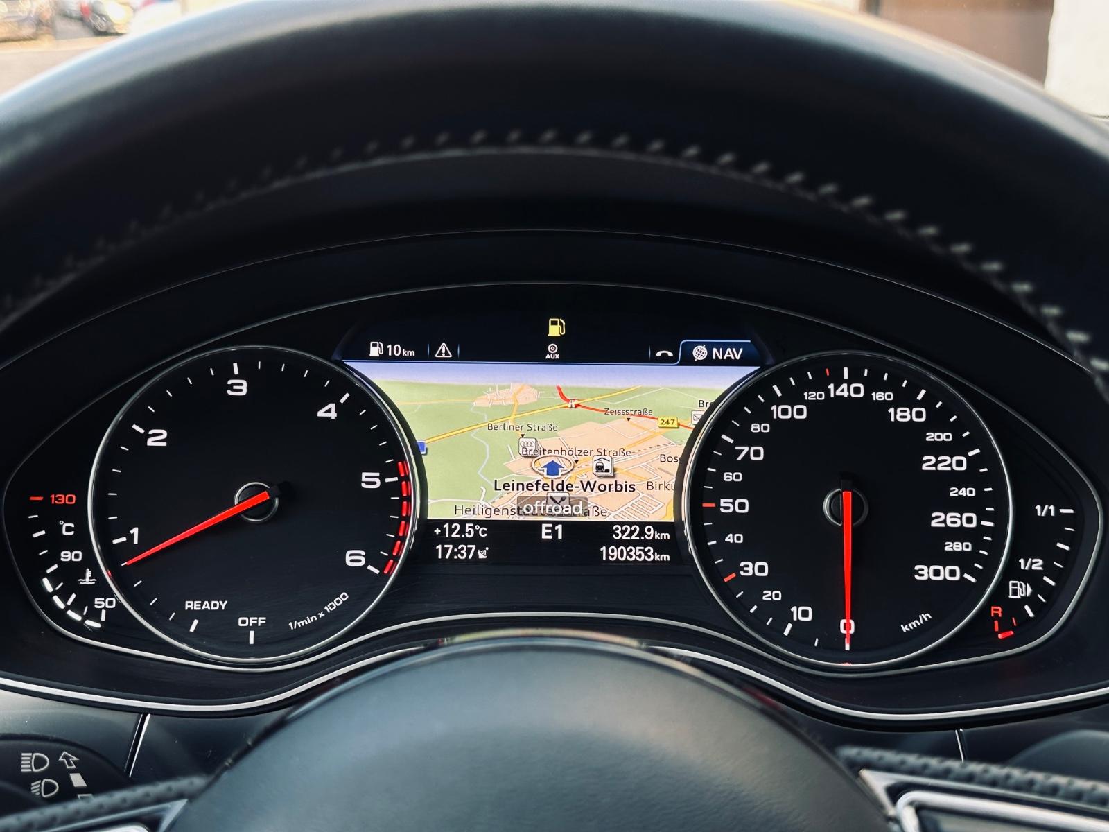 Audi A6 Avant 3.0 V6 TDI 272 ch BVA quattro S line / 189 000 km / Matrix LED / Toit pano / Bose / ACC / Caméra