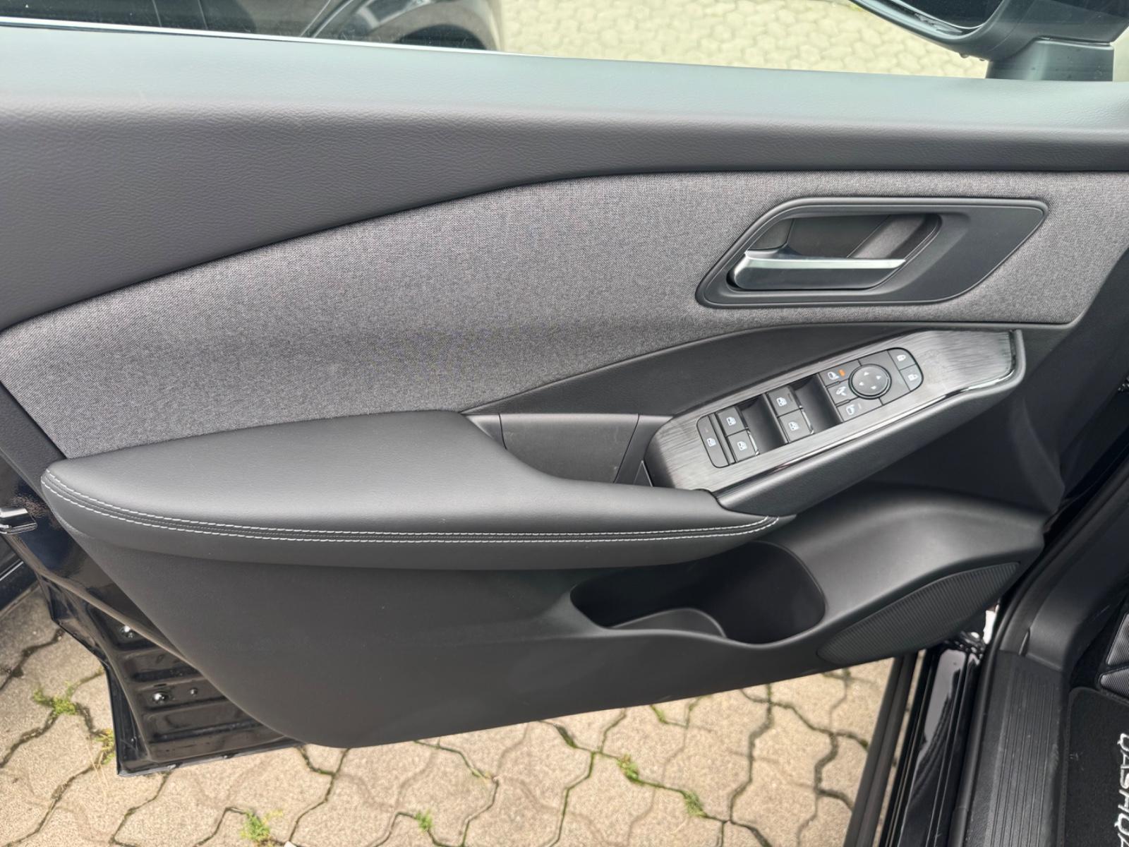 Nissan Qashqai 1.3 Acenta 140PS Navi Sitzhzg. uvm***