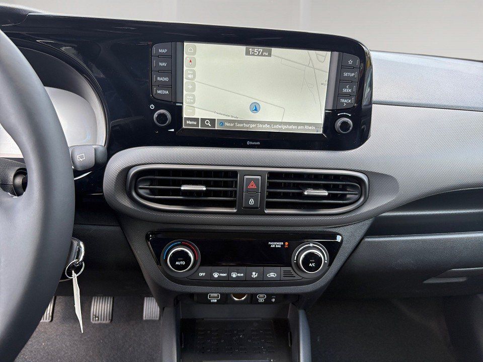 Fahrzeugabbildung Hyundai i10 1.0i 63PS Trend Komfort