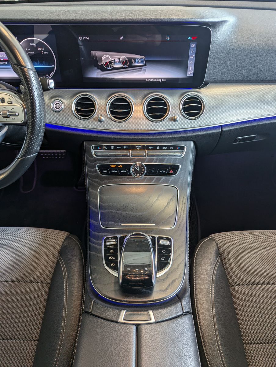 MERCEDES-BENZ E 220 d AMG StHz. Multibeam 360° Memory AHK 19" - Image 22