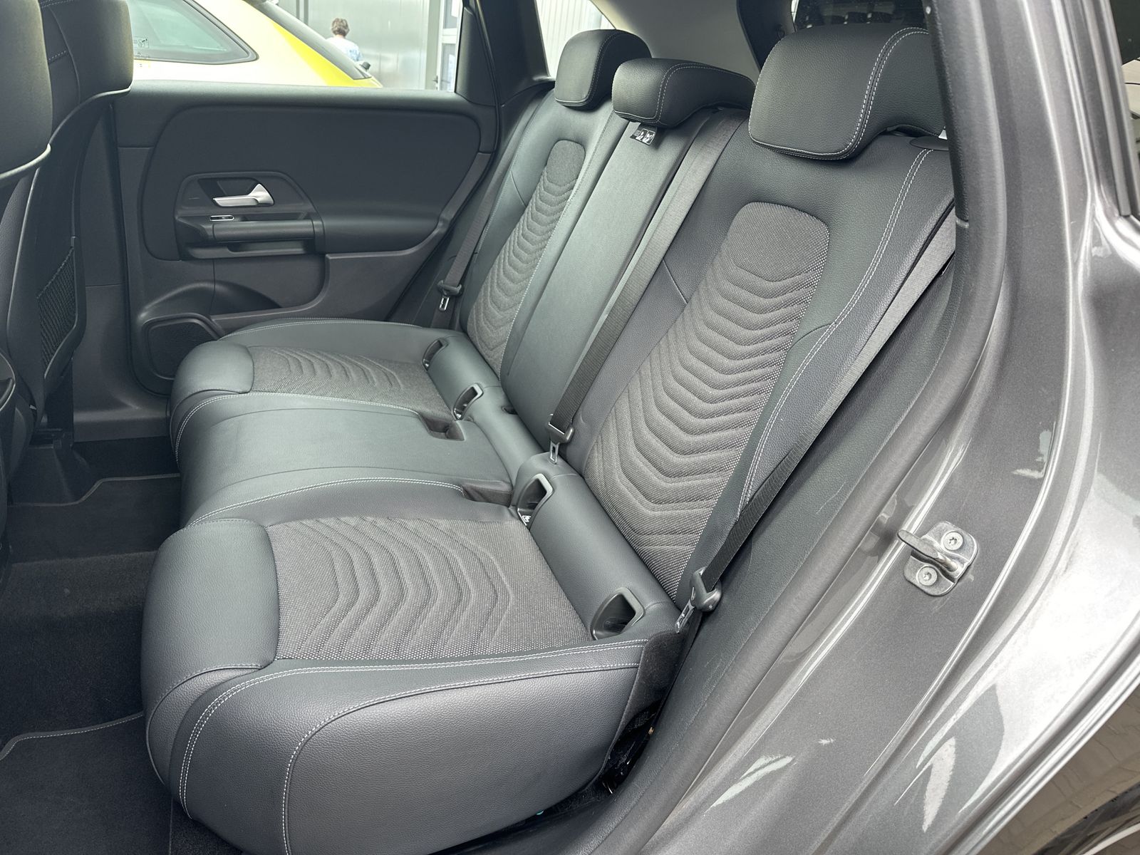 Fahrzeugabbildung Mercedes-Benz B 220d NAV+LEDER+KEYLESS+KAM+WIDESCREEN