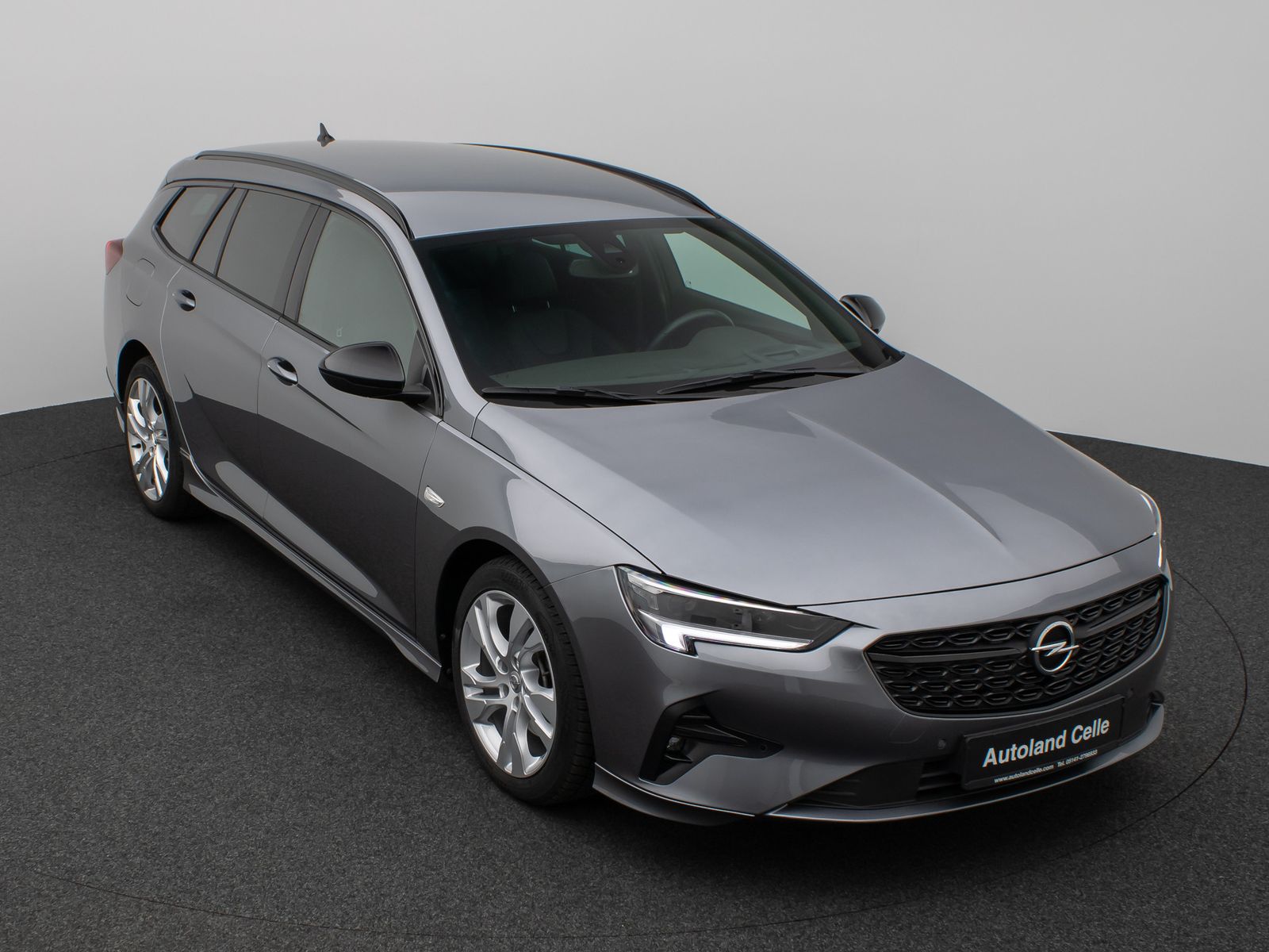 Fahrzeugabbildung Opel Insignia B Sports GSLine Plus 4x4 Kamera HUD AHK