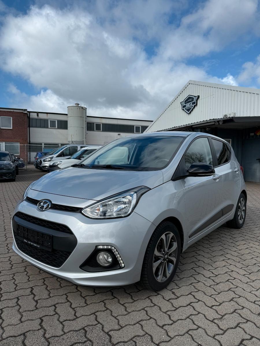 Hyundai i10 FIFA World Cup Edition PDC/KLIMA/LED