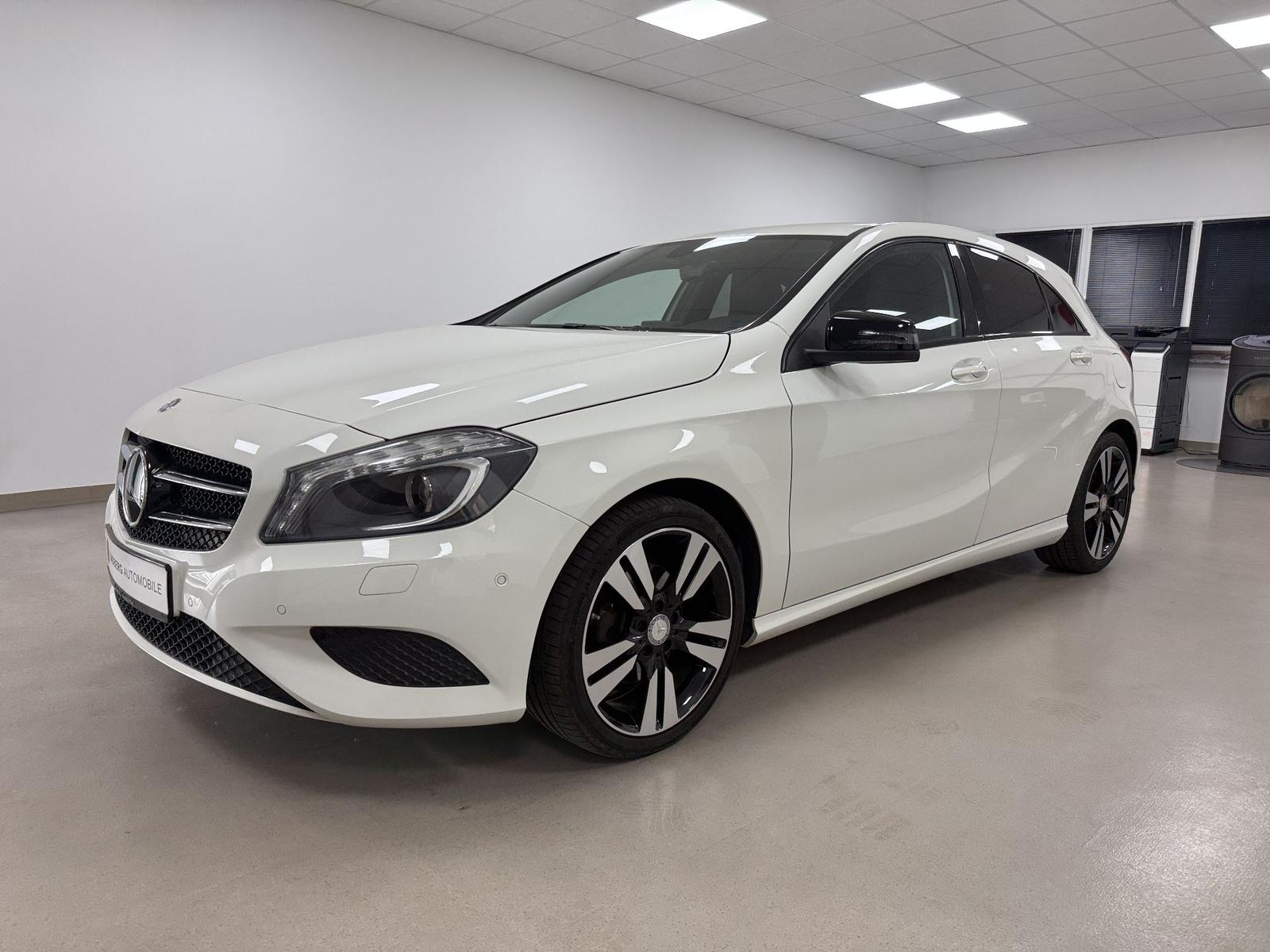 Mercedes-Benz A 220 4Matic Urban*STHZ*SHZ*PDC*TEMP*