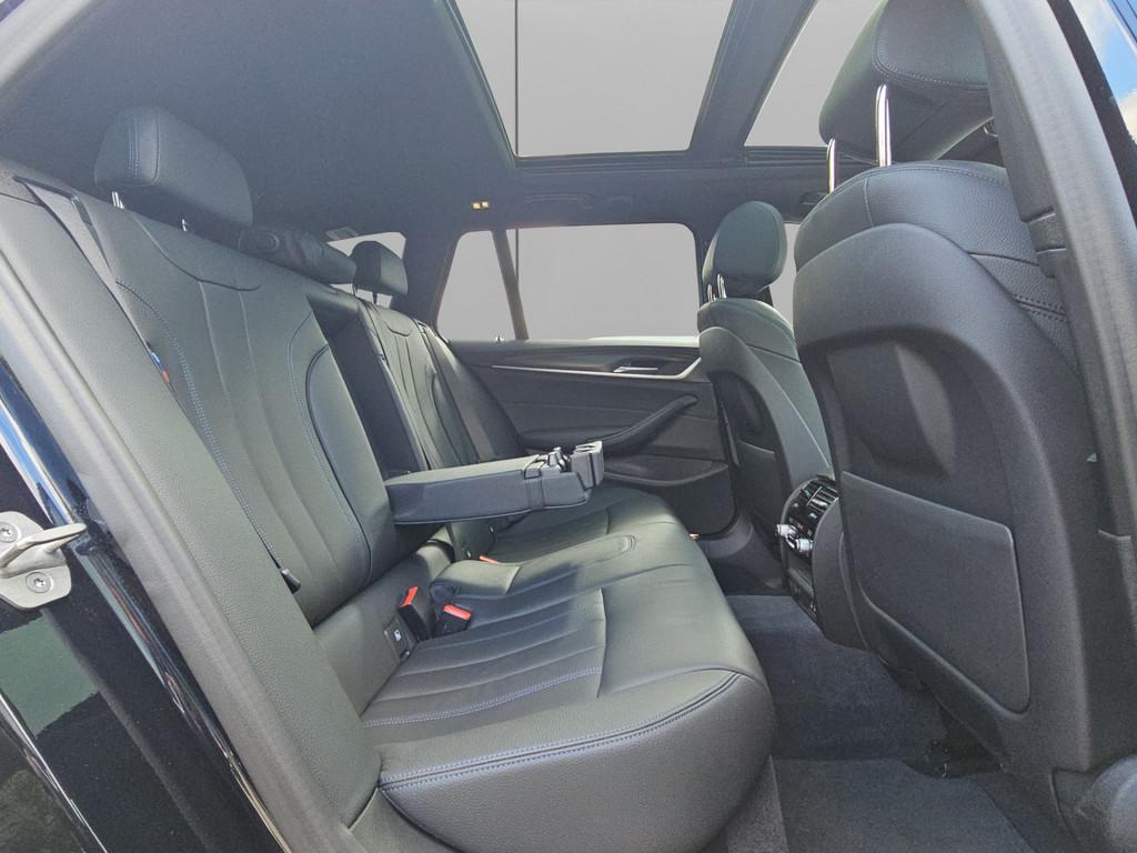 BMW 530d T. M-SPORT LASER PANO STANDH KAMERA 19" AHK