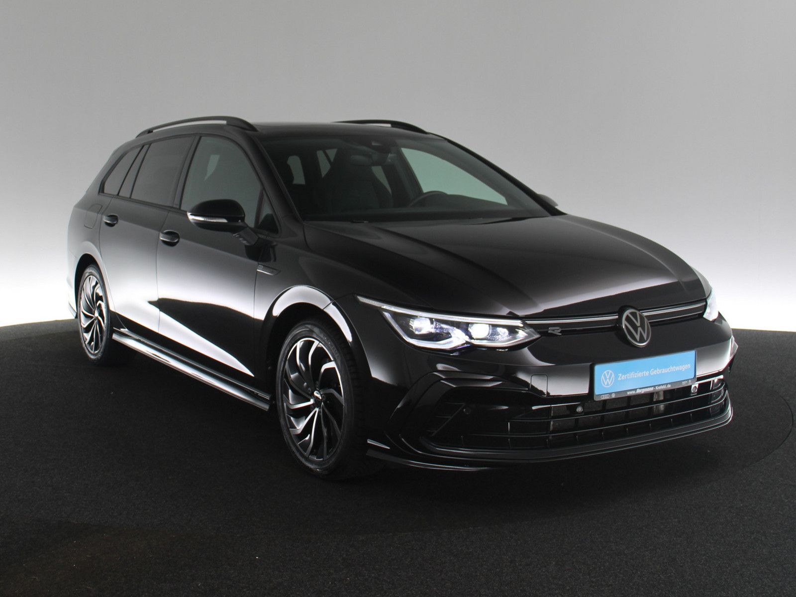 Volkswagen Golf VIII 2.0 TDI R-Line AHK MATRIX-LED PANO ACC foto 3