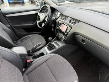 Skoda Octavia Combi Elegance+Xenon+LED+Navi+SHZ+DAB