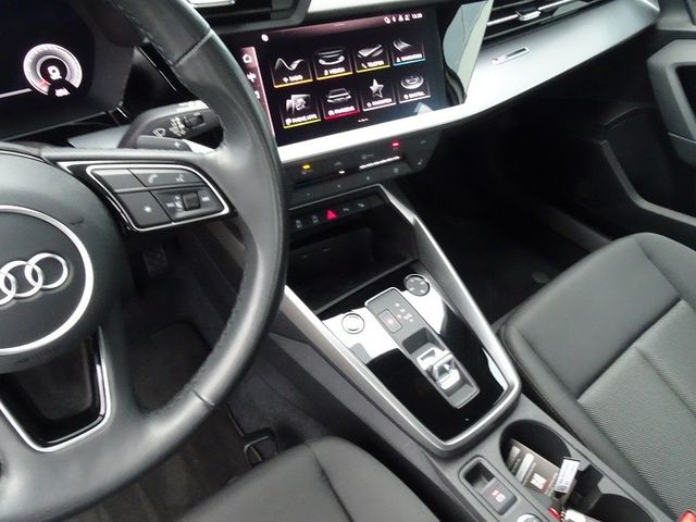 A3 Sportback 30 TFSI S-tronic / Business-Paket