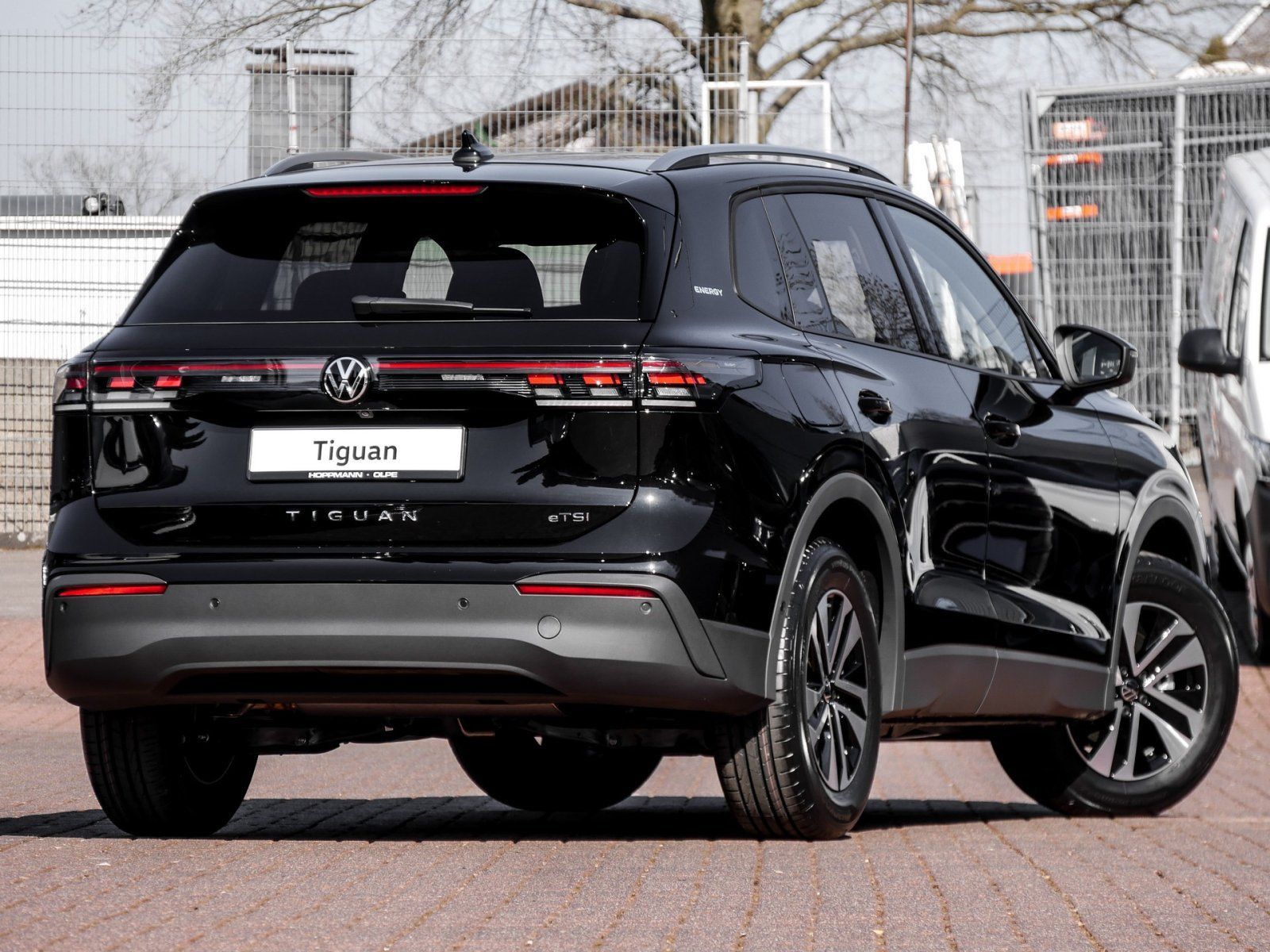 Volkswagen Tiguan ENERGY 1,5 l eTSI 110 kW (150 PS) 7-Gang foto 2