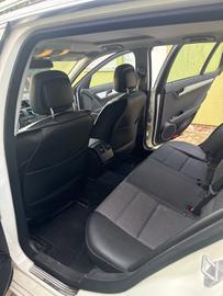 2010 Mercedes-BENZ C 180 — миниатюра 13