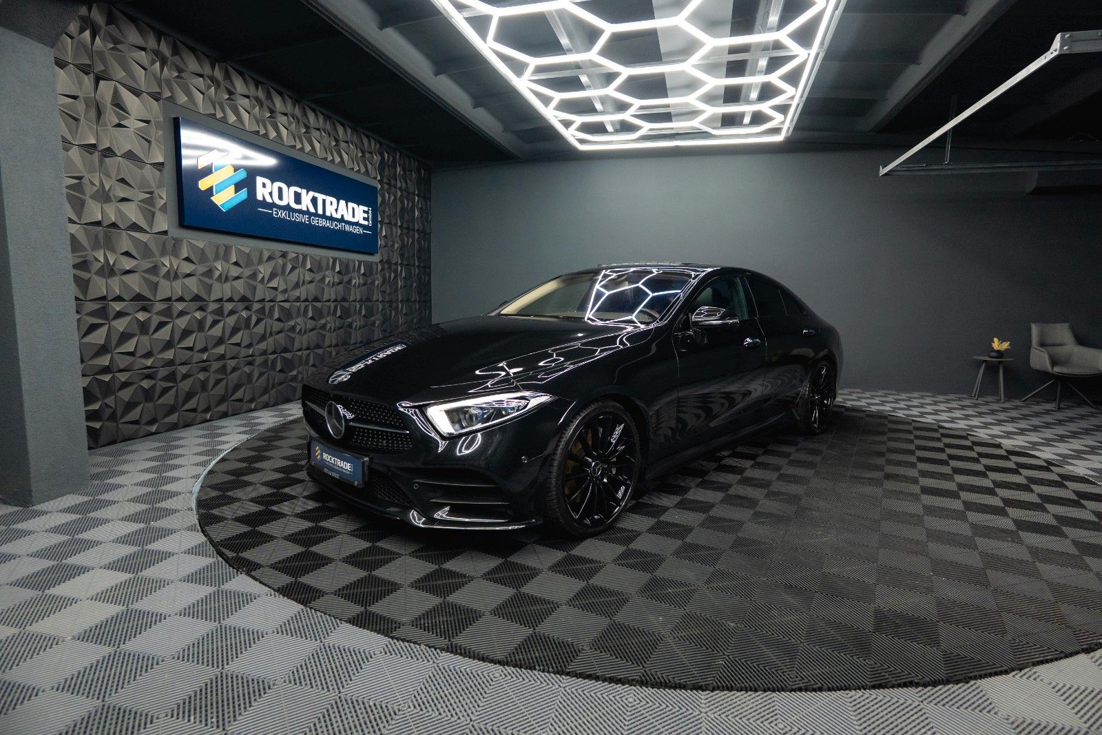 Fahrzeugabbildung Mercedes-Benz CLS 400d 4Matic AMG Night-Paket *Burmester*ACC*