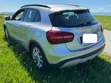 Mercedes-Benz GLA 220 d 4MATIC DCT - - Mercedes-Benz GLA-Klasse von privat