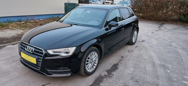 Audi A3 Sportback ambiente AUTOMATIK,TEILLEDER,NAVI