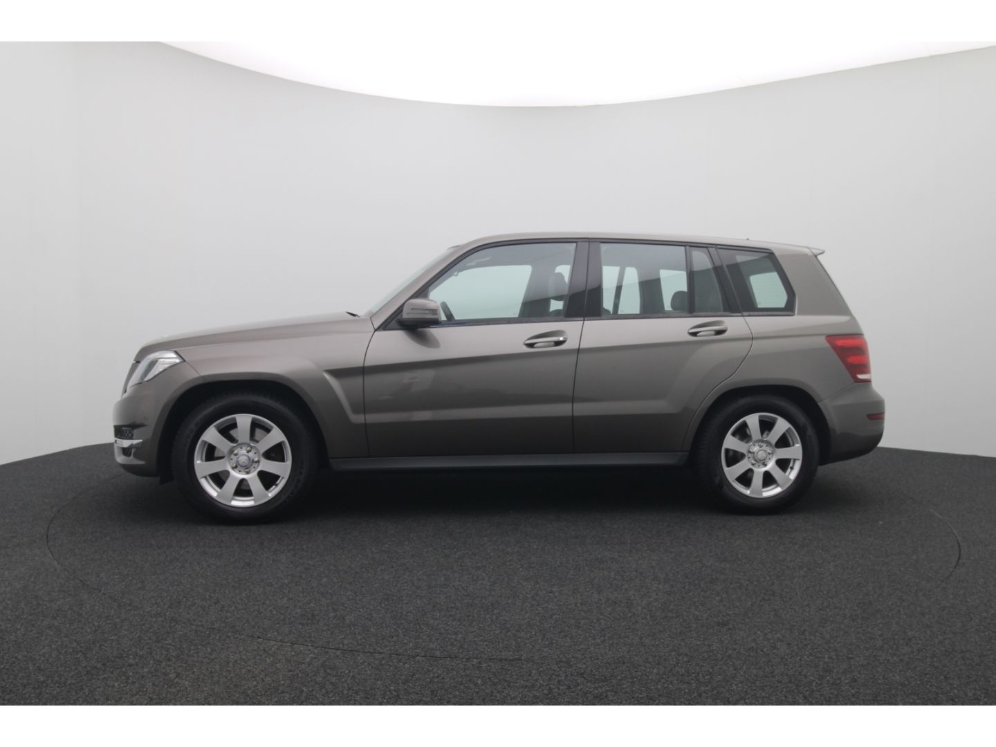 Fahrzeugabbildung Mercedes-Benz GLK 220 CDI BlueEfficiency ACC Navi AHK