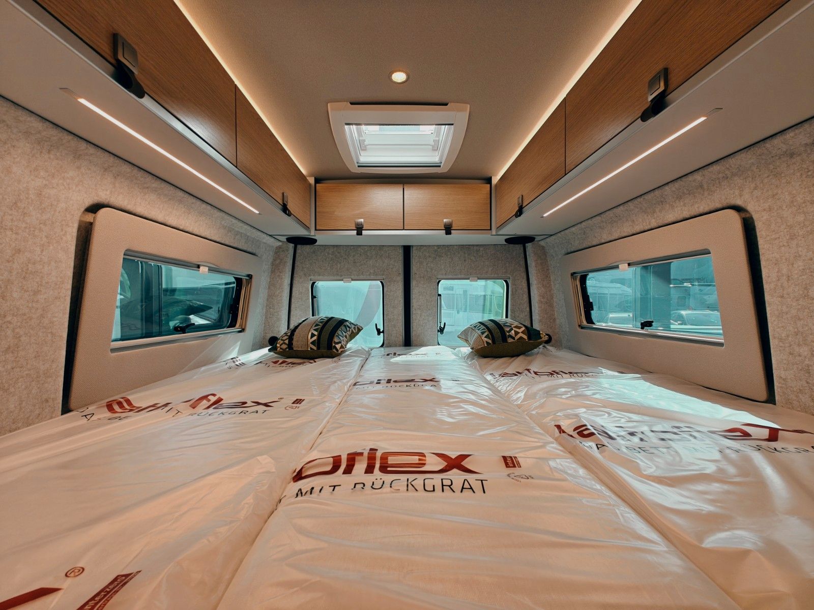 Fahrzeugabbildung HYMER / ERIBA / HYMERCAR GRAND CANYON S 4x4 MB 700 - NEU! MODELL 2026