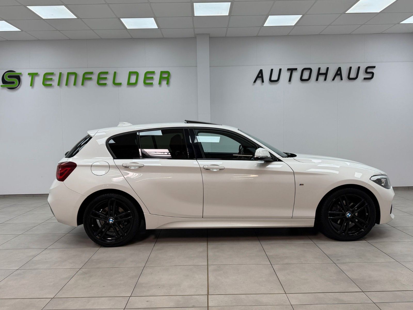 BMW 120 i /M SPORT / NAVI / SHZ / SCHIEBEDACH foto 8