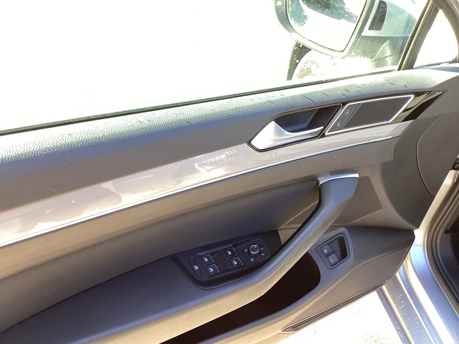 Volkswagen Passat Variant - Bild 17