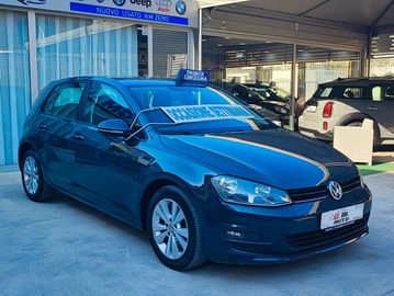Volkswagen Golf - 2