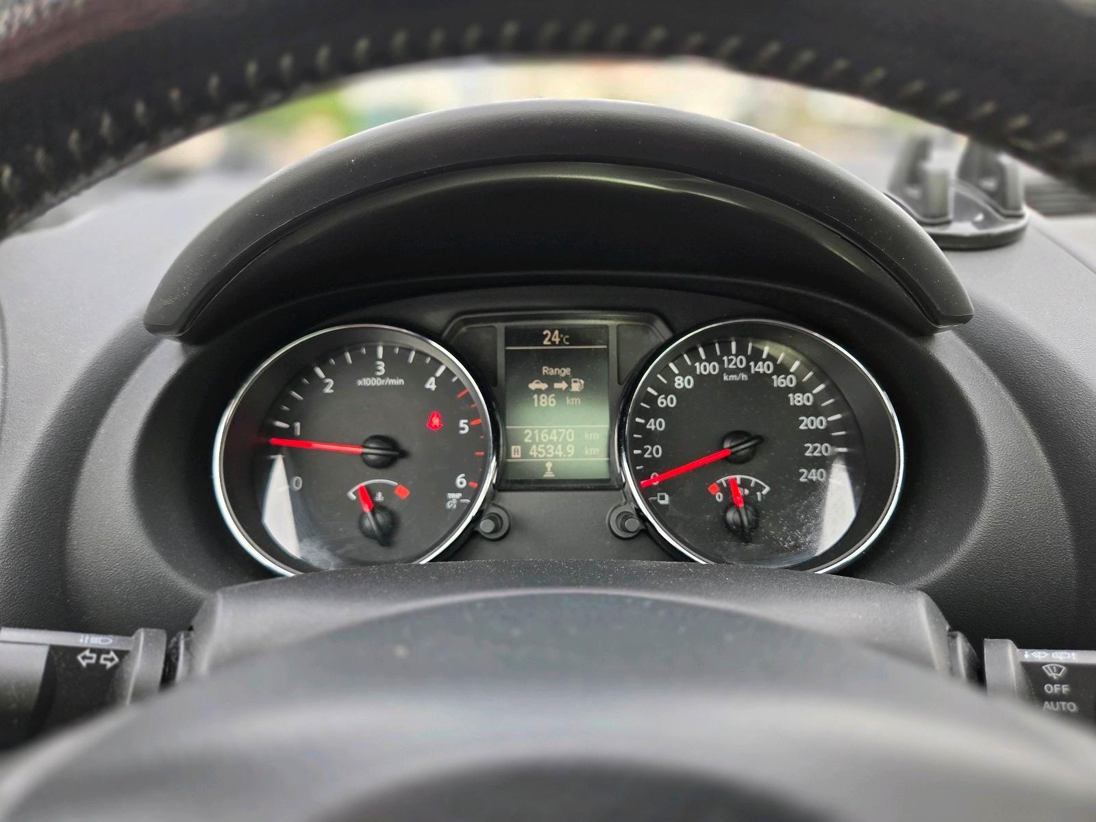 Nissan Qashqai+2 2010 — photo 7