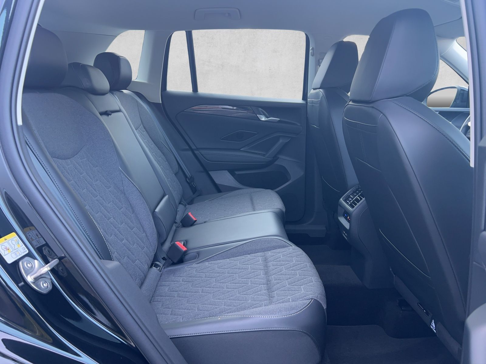 Tiguan Life 1.5 eTSI DSG AHK*Navi*ACC*