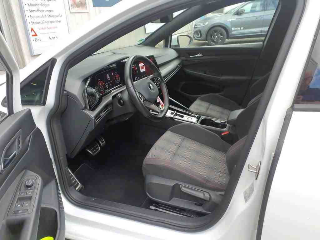 Volkswagen Golf - Bild 8