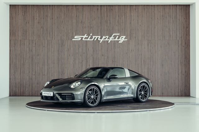 PORSCHE 992.1 Targa 4, Lift, Aventuringrünmetallic