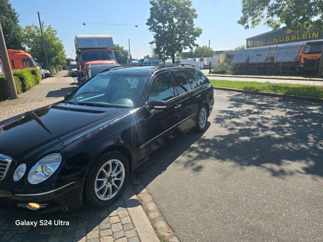 Mercedes-Benz E 320 E -Klasse T-Modell E 320 T CDI