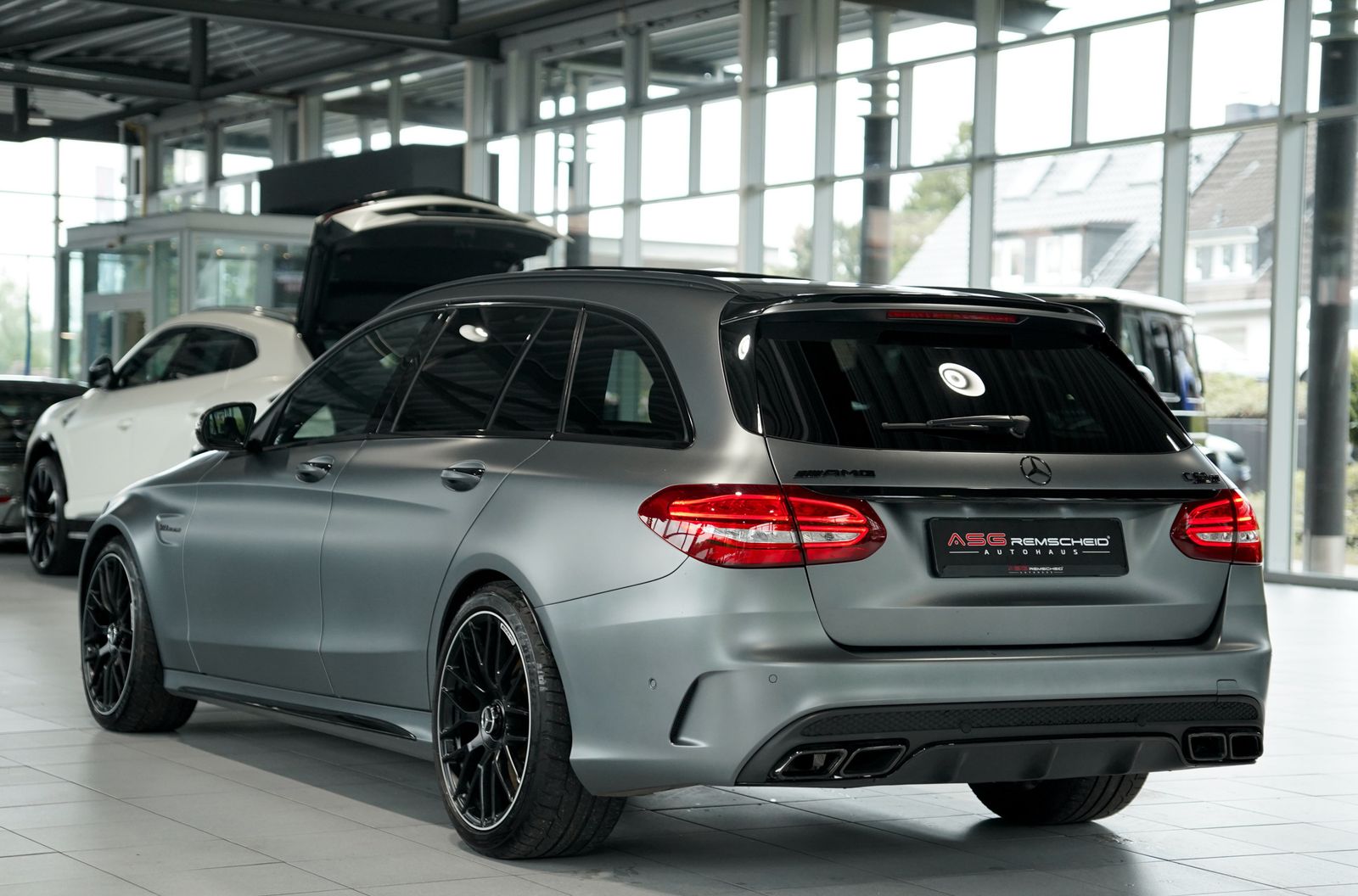 Mercedes Benz C 63 Amg