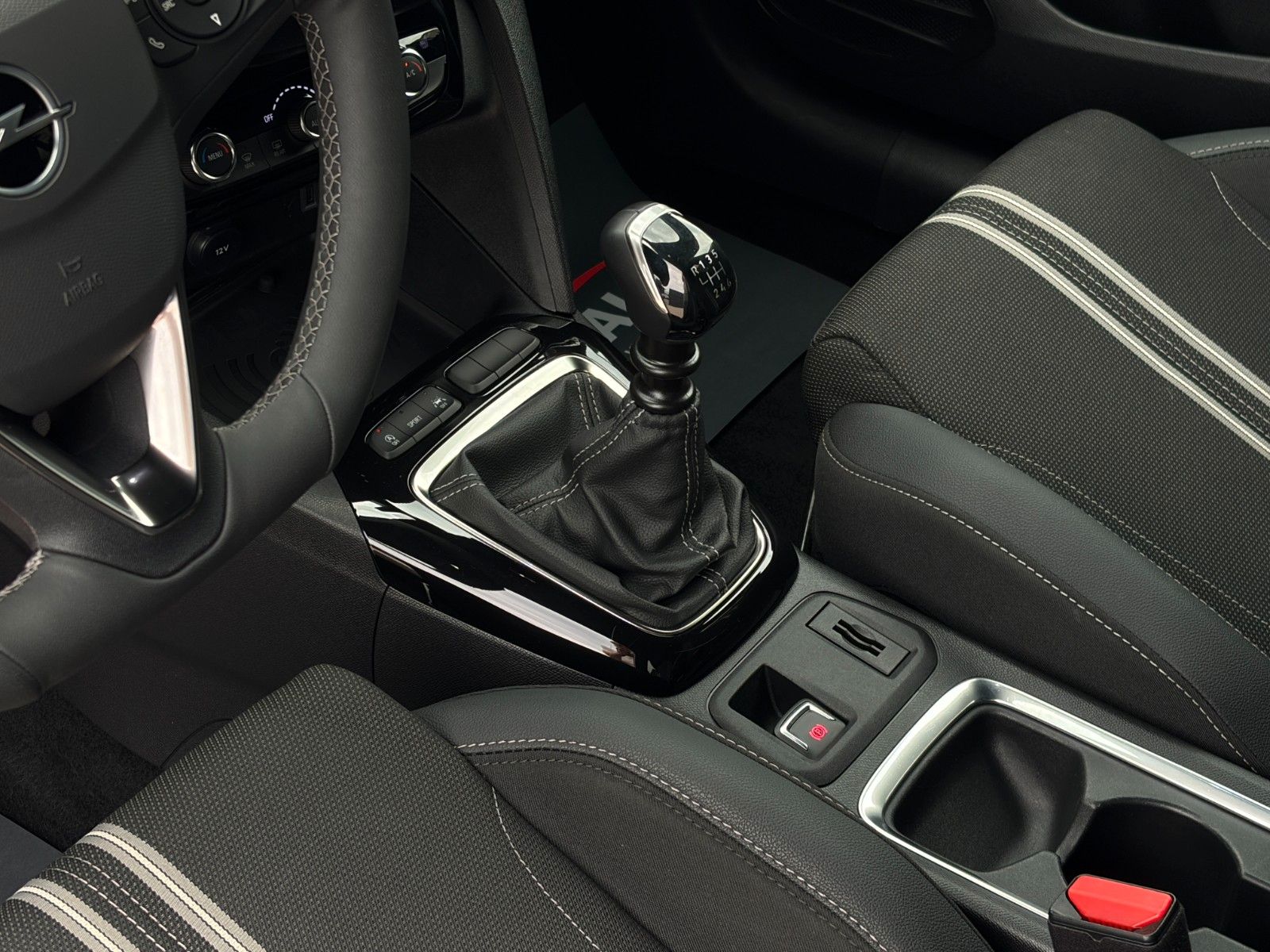 Fahrzeugabbildung Opel Corsa F GS 1.2 Turbo Matrix CAM LHZ Navi CarPlay