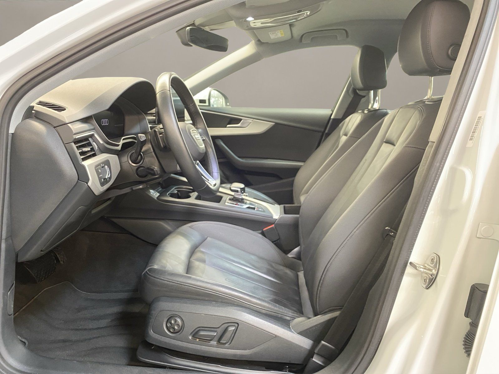 Audi A4 - Bild 8