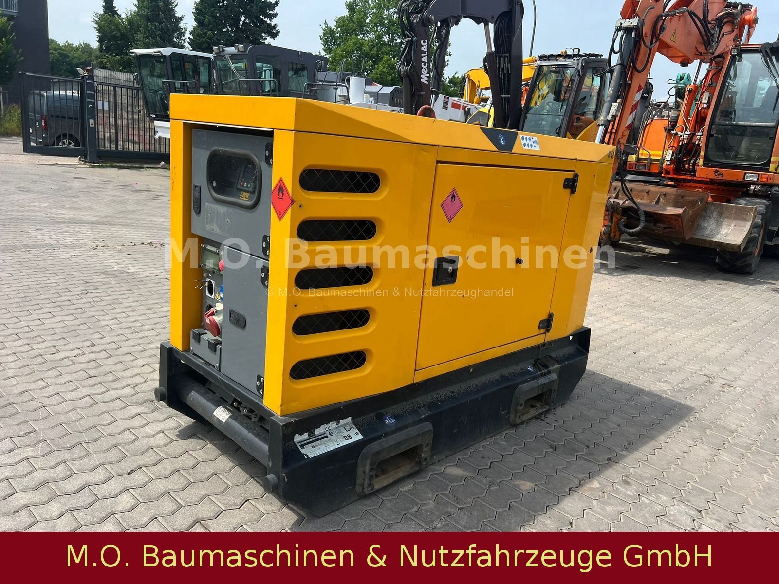Fahrzeugabbildung Andere SDMO R 44 / Generator / 40 KVA /