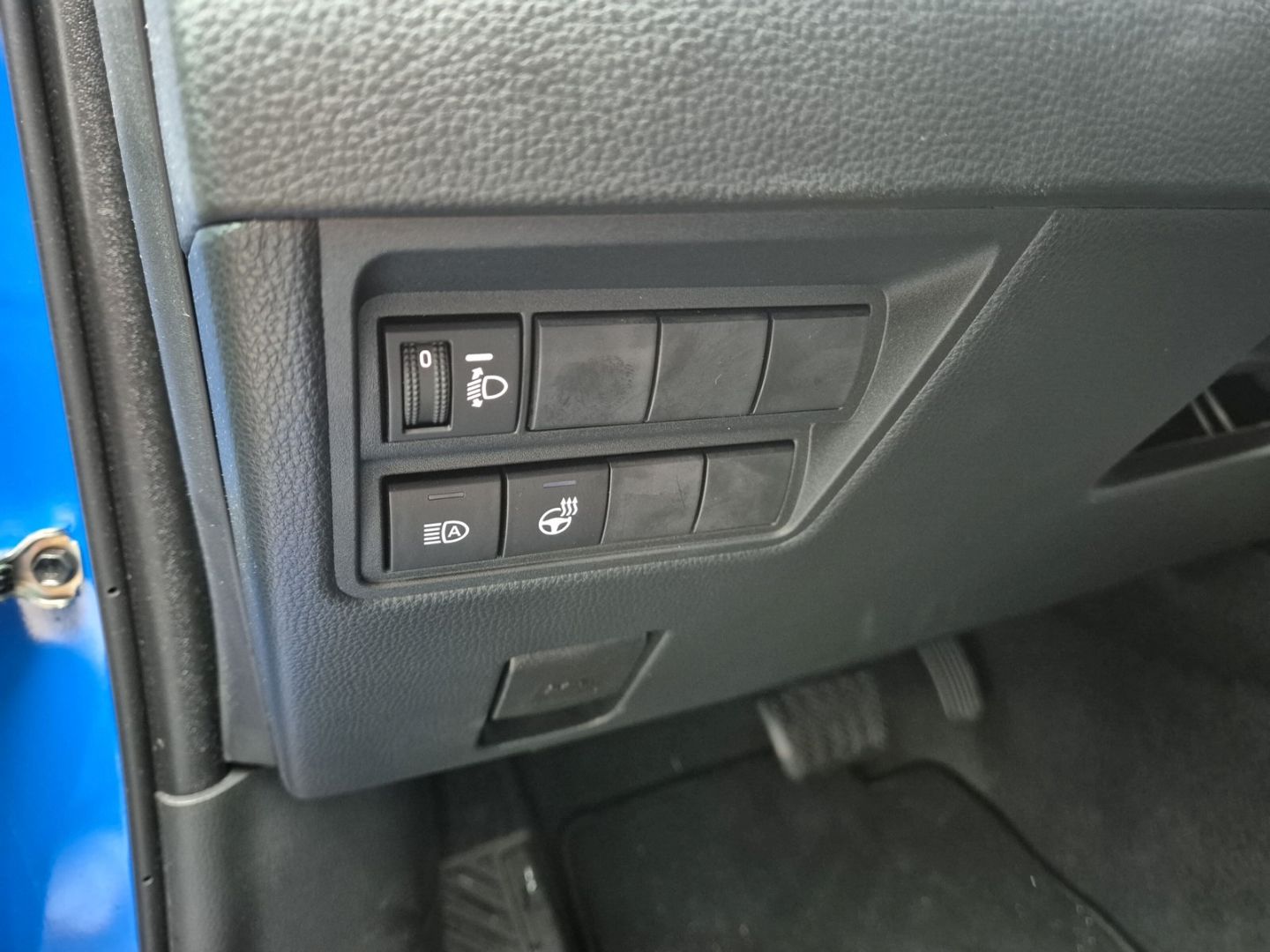 Fahrzeugabbildung Toyota Yaris Hybrid Premiere Edition 1.5 Dual-VVT-iE EU