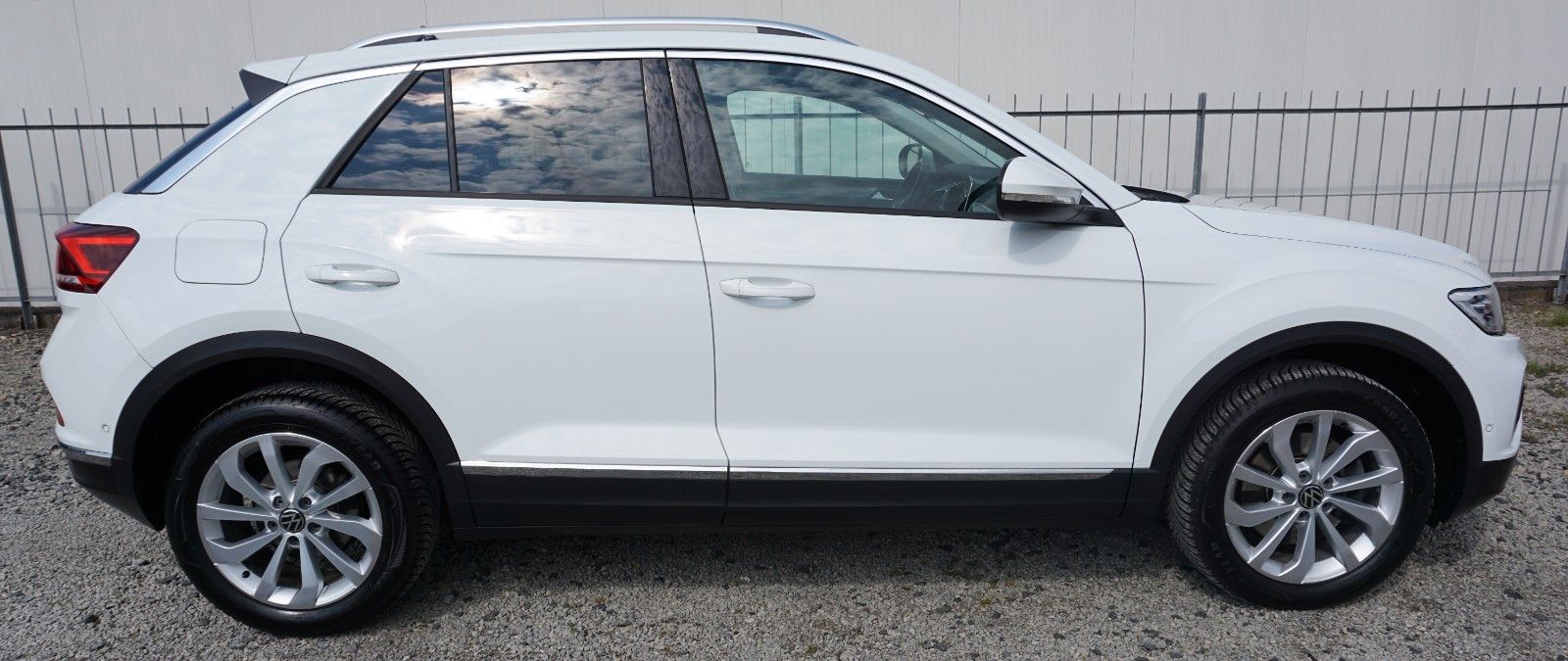 Fahrzeugabbildung Volkswagen T-Roc Style,DSG,Alcantara,LED Plus,Navi,IQ.Light