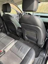 Land Rover Discovery Sport TD4 132kW Automatik 4WD SE SE - Land Rover Gebrauchtwagen in München