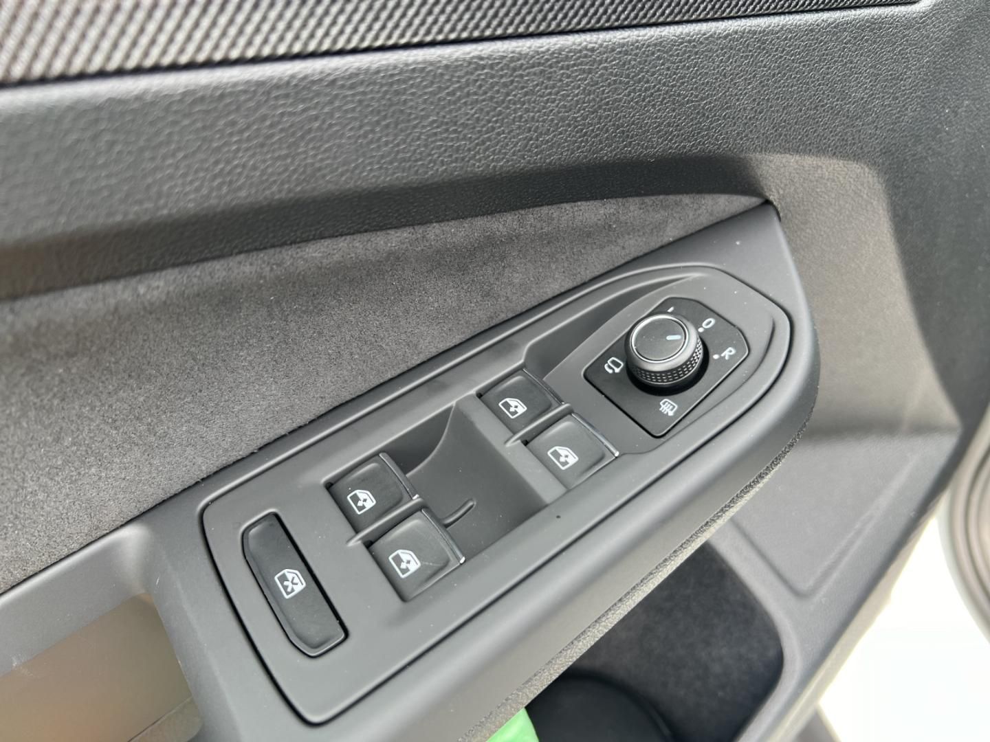 Fahrzeugabbildung Volkswagen Golf GTI VIII GTI,DSG,Soundsystem,19",DCC,Panora