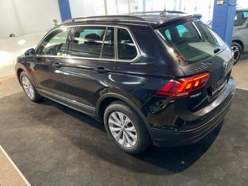 Volkswagen Tiguan - 7