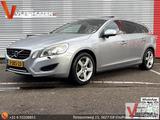 Volvo V60 2.4 D6 AWD Plug-In Hybrid Summum | Leder | P