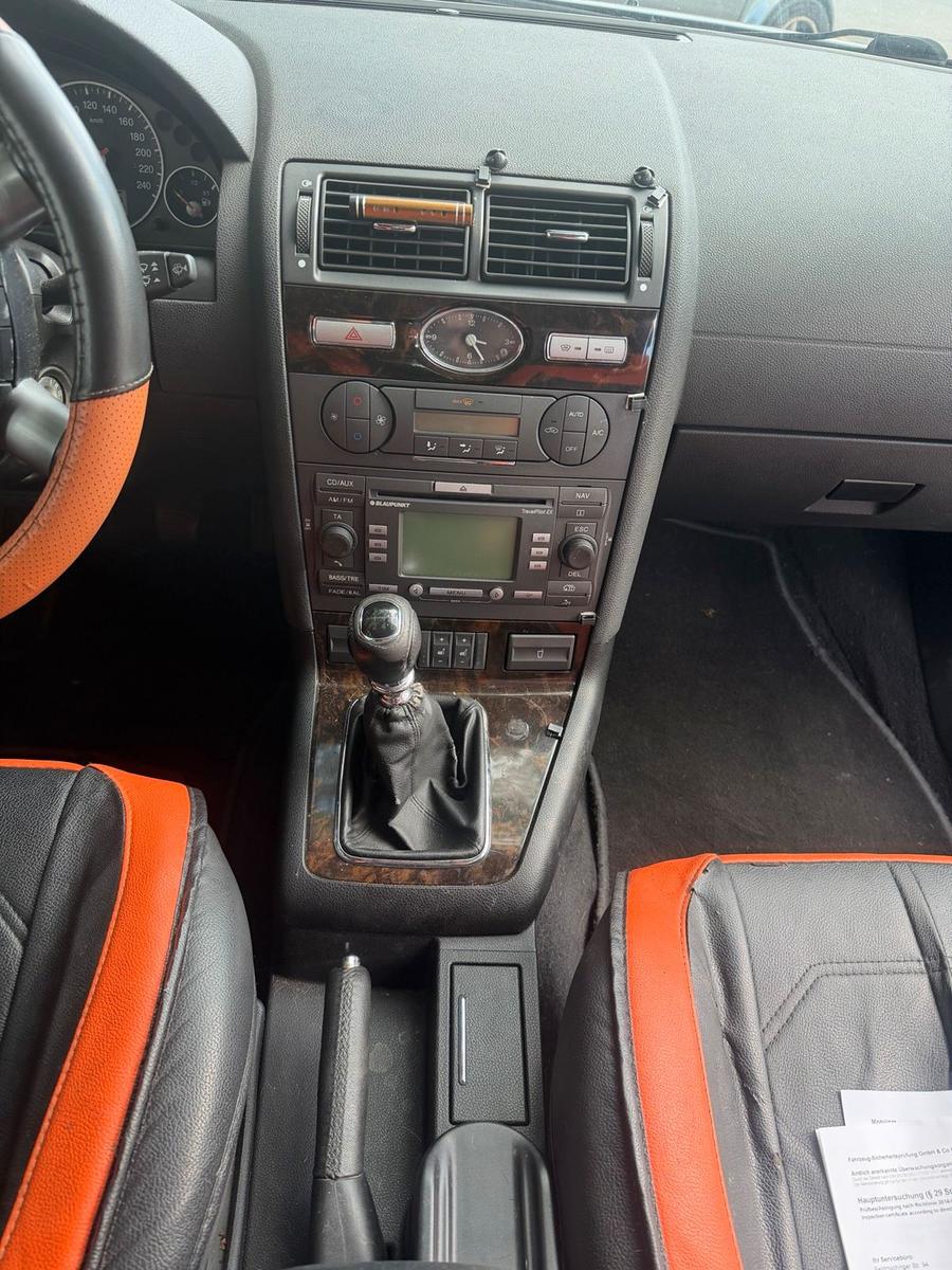 Ford Mondeo 2006 — engine 136 HP (100kW)