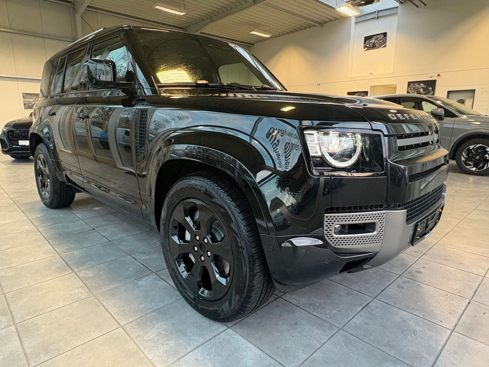 Fahrzeugabbildung Land Rover Defender 110 Hybrid X-Dynamic SE/P 300 E