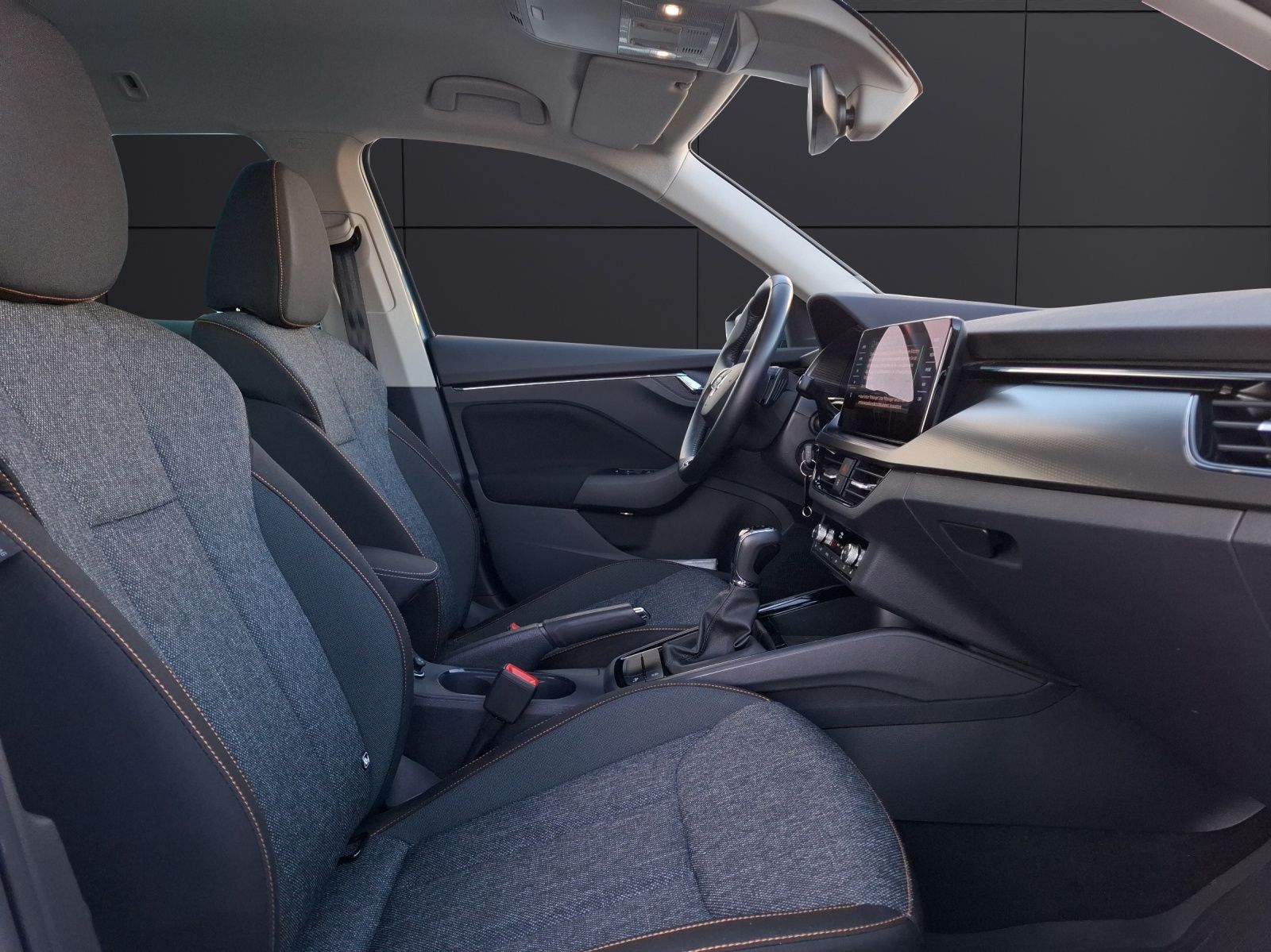 Fahrzeugabbildung SKODA Kamiq TSI Clever DSG LED Navi AID GRA RFK SH