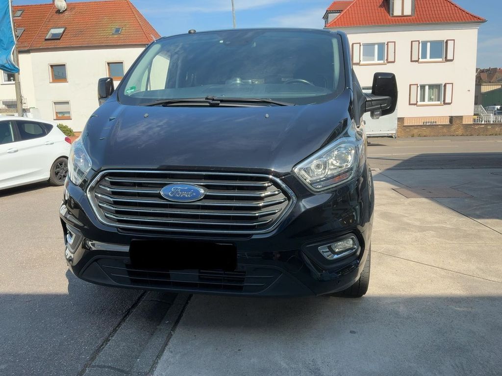 Image of Ford Tourneo Custom