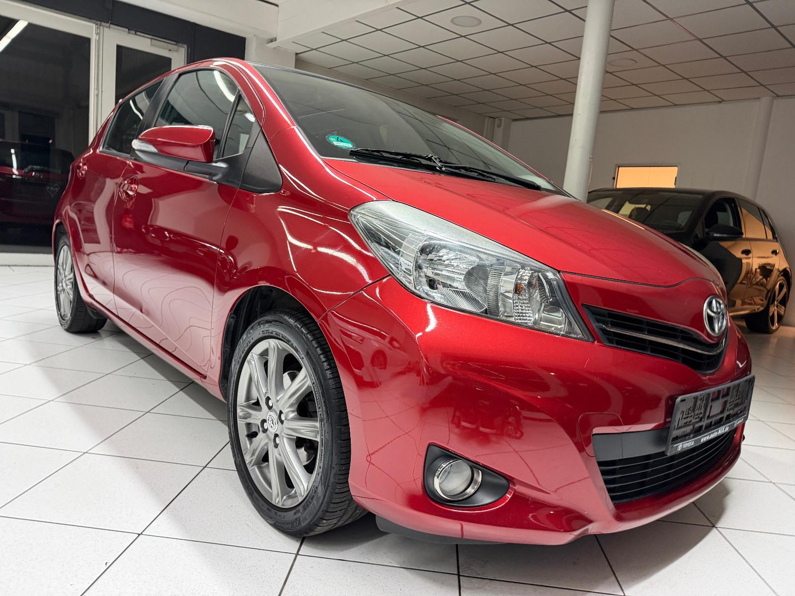 Toyota Yaris 1,33 Dual-VVTi Club *Kamera*100ps*Panorama