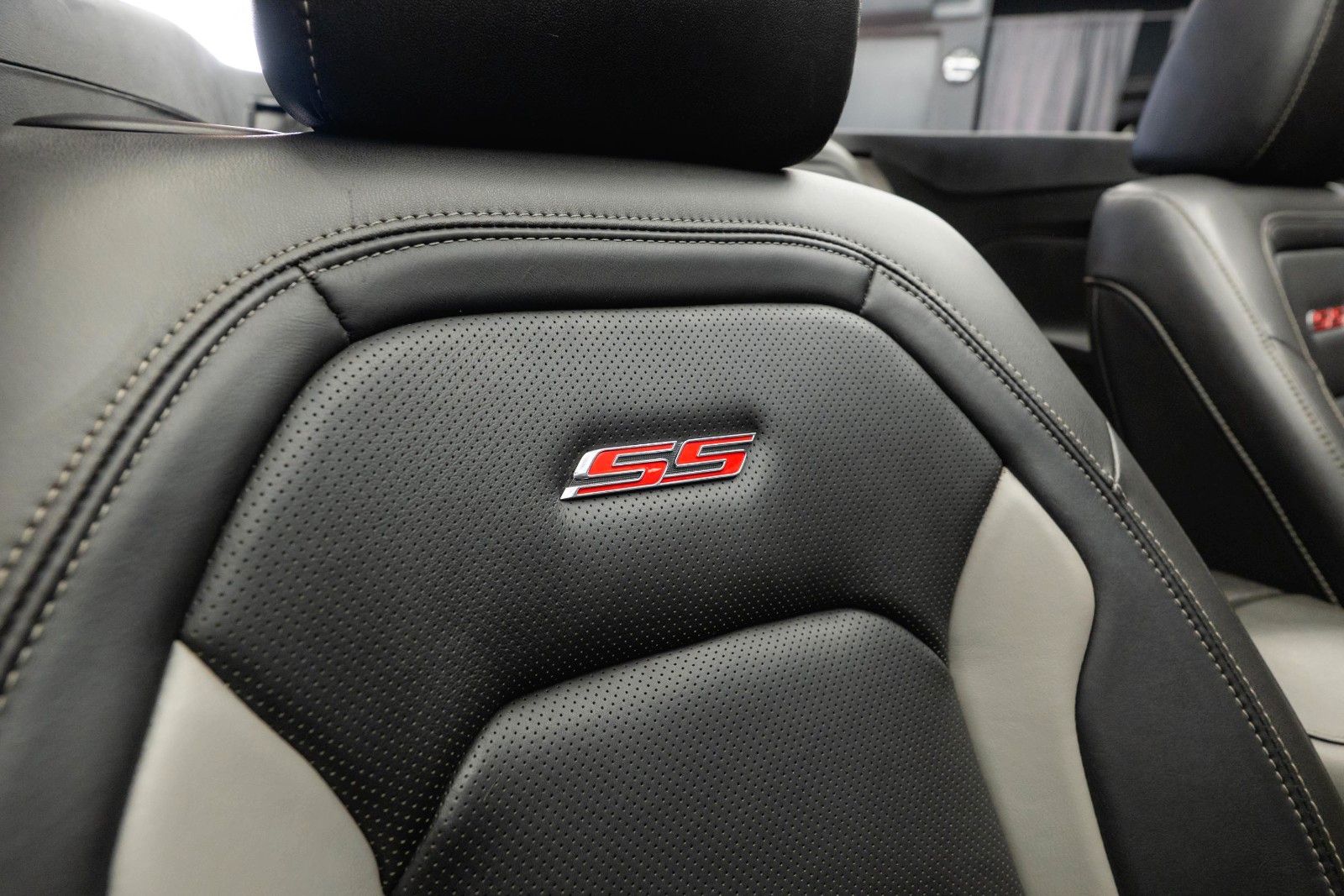 Fahrzeugabbildung Chevrolet Camaro 6.2 2SS Cabrio LT1 Performance *Head Up*